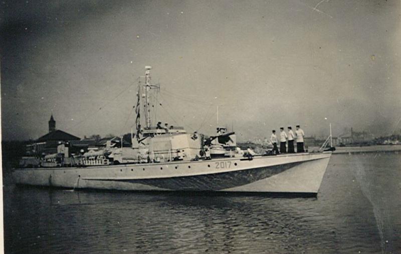 HMSHornet1948