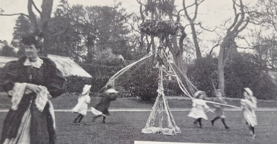 ./Kitlands_-_Genesta_with_Maypole_1781590192727