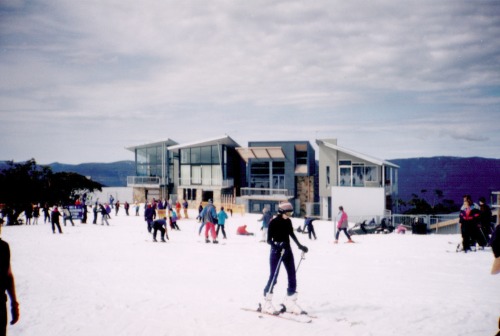 ./Mt_Bulla_skiing_sml_1791757991761